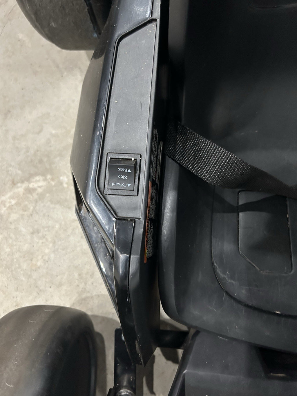 Jetson Volt X Steel Framed 24V Electric Go-Kart, 150lbs Capacity, Black